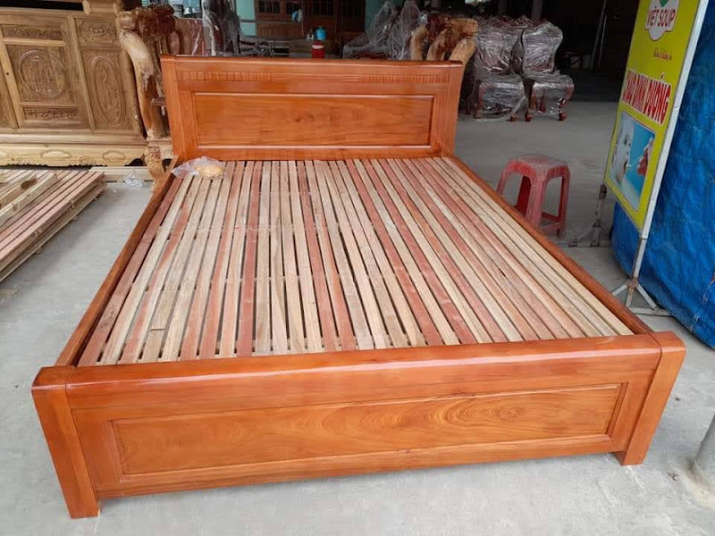 giường gỗ sồi sơn màu cánh dán