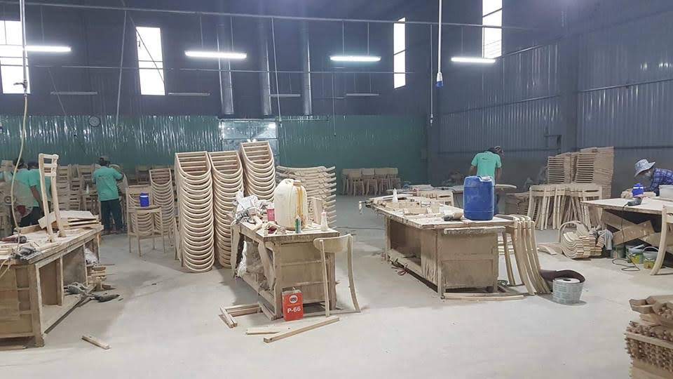 Xưởng đóng đồ nội thất ghế gỗ
